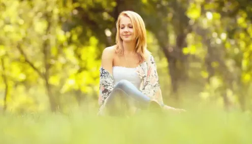 贵州女村支书车祸