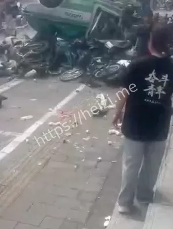 河南出租车车祸