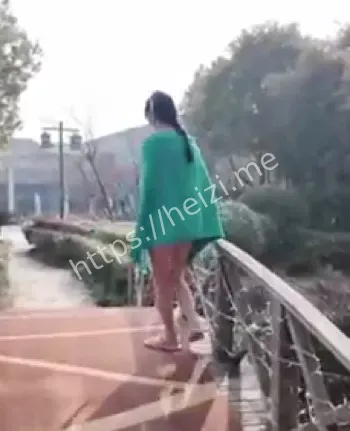 王竹子撩人技巧