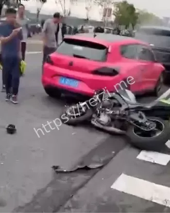 网红女骑手常州车祸