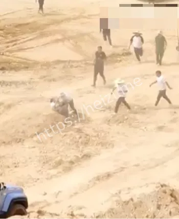 昆明越野侧翻事件