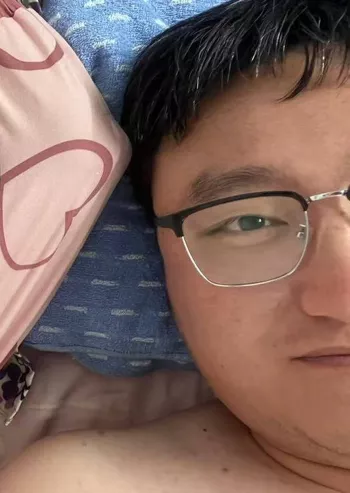 沈阳建筑大学左一飞