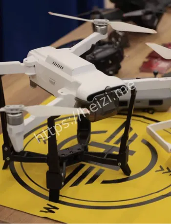 小学生爱国黑科技飞行梦