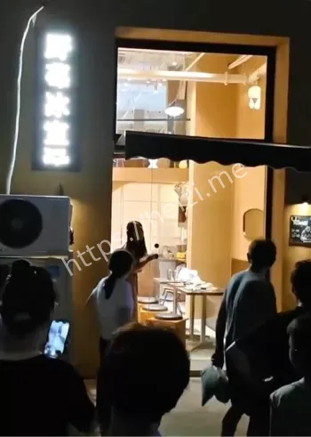 33岁少妇18岁新宠