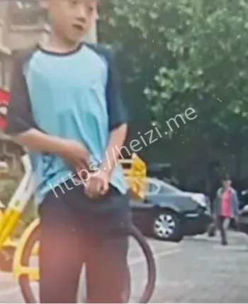 二次元漫画诱导争议