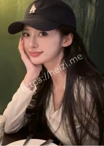 杨景玉国外酒店亲密照曝光