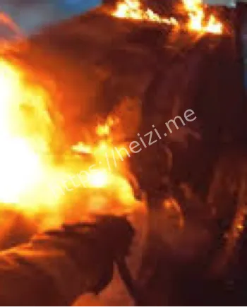 两车烧毁现场视频内幕