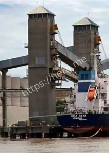 联合国大会抓拍 财长短信泄密