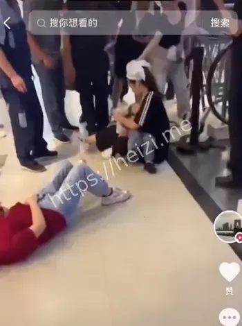 上海沃尔玛砍人事件