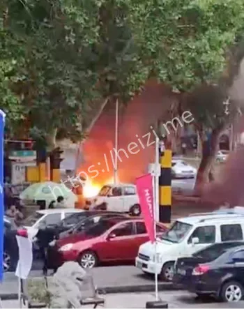 北大街商铺突发大火