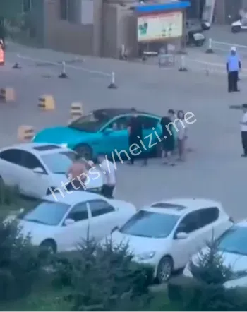 多名男同激战视频