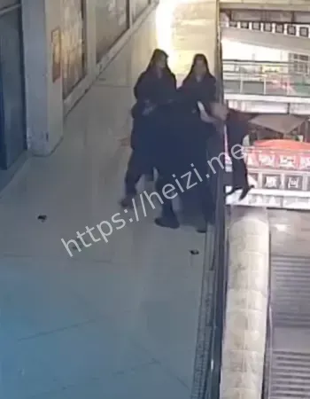 关键时刻男子两度相救