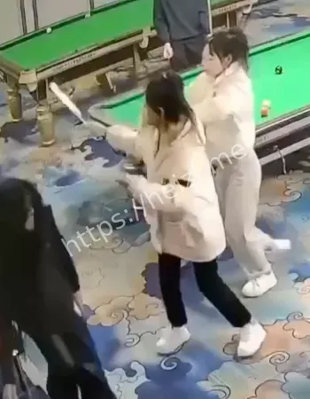 台球厅砍人事件