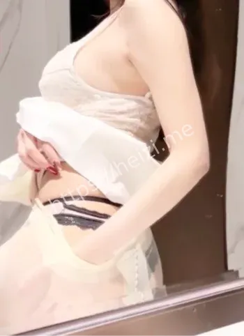 私拍照片意外流出